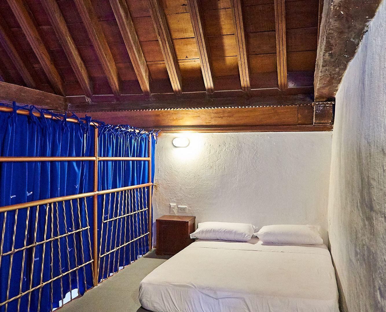 Hotel Legends 3*